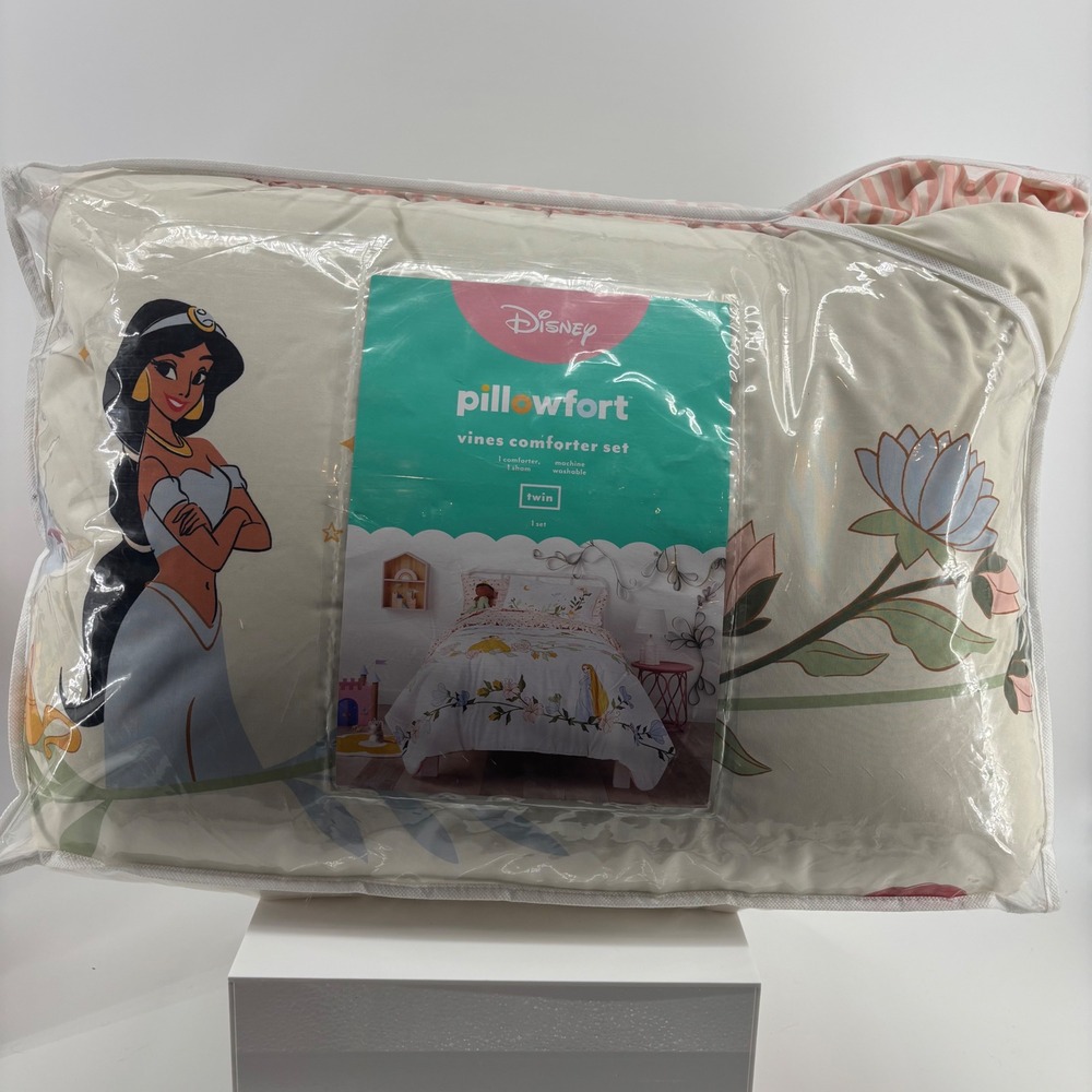 The Disney Collection Princess Vines Comforter Set Twin 2pc by Pillowfort NEW